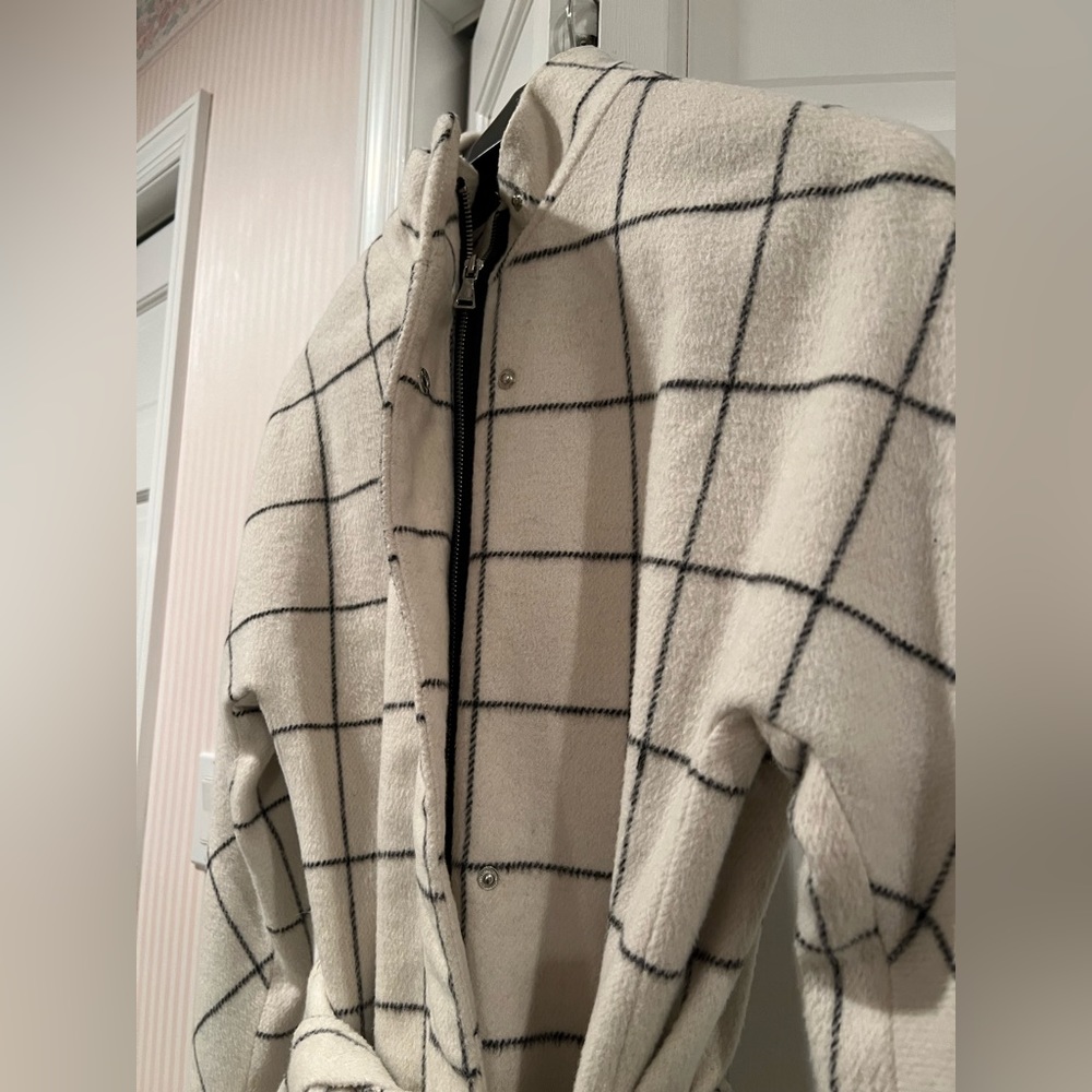 Express Winter Coat - Picture 3 of 10
